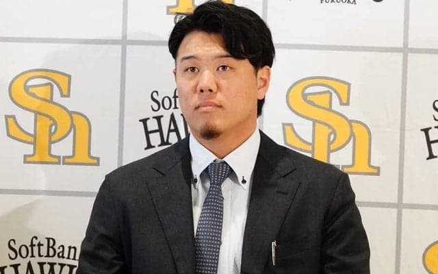 鷹移籍の上茶谷が爆笑会見「メキシコから来ました」　現役ドラフトで加入も…背番号64