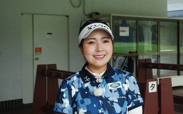 青木瀬令奈、UTは両ヒザの高さを変えないように打つのがポイント