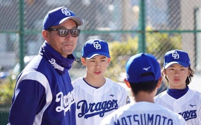 小学生に「フライボール革命」は必要か　元プロ監督が提唱する“理想の打球角度”