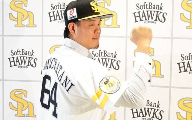 容赦ない“激似モノマネ”が「史上1番おもろい」　助っ人も大爆笑「最高に笑った」