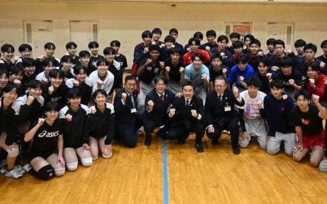 春高バレー、千葉から男女そろって出場の習志野を宮本泰介市長が激励「全力で応援する」