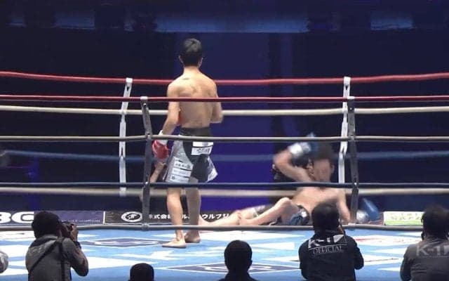 ゴング直後に… 回し蹴りで“一撃”衝撃KO 「これが空手」「見えないキックは効く」驚嘆の声