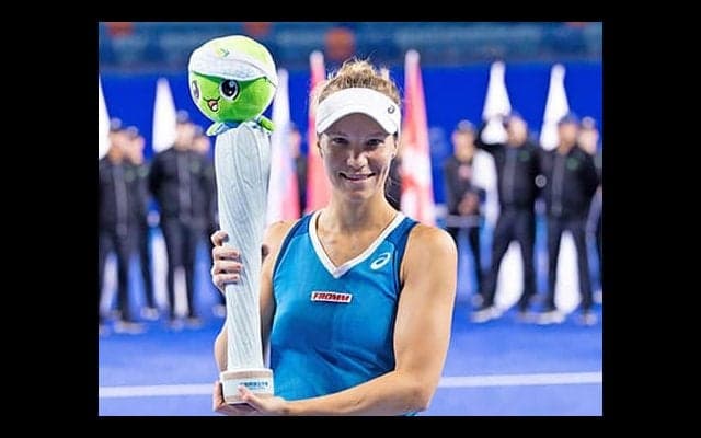  12連勝でトップ100返り咲き 