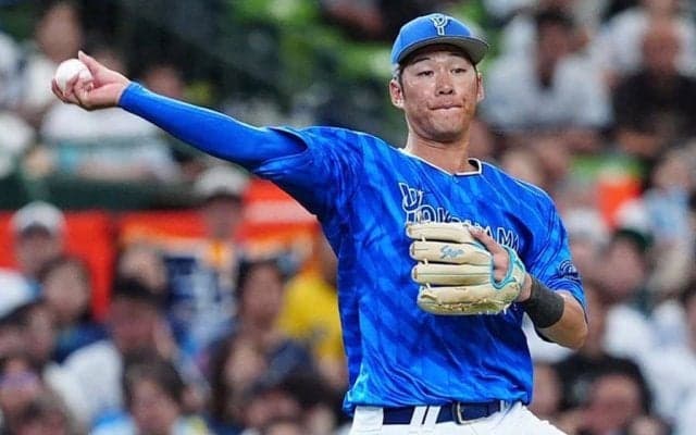 DeNA京田陽太、背番号「98」→「9」への変更を発表　退団した大和を“継承”