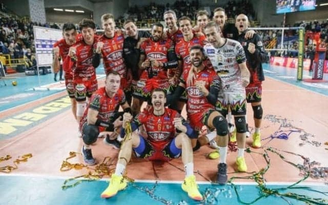 【バレー】ペルージャ、ヴェローナにフルセットで勝ちきり、無傷の12連勝。石川祐希「強いペルージャをたくさんの方に見ていただけるように戦いたい」　イタリア1部