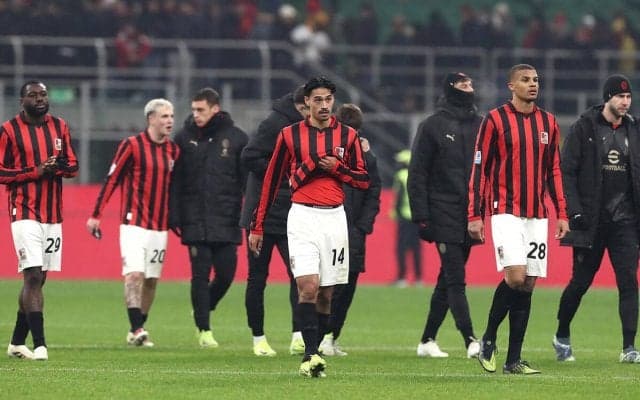 「お前たちは我々の歴史に相応しくない」低迷ミランにウルトラスも我慢の限界…批判の矛先はオーナーに「無能な役員、野心のないクラブ」