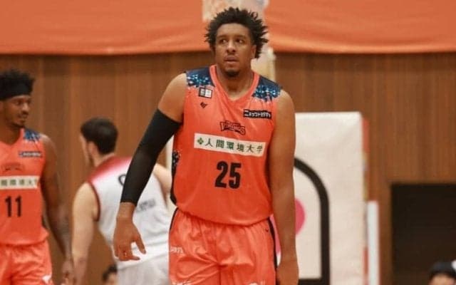 佐賀が前愛媛のケニー・ローソン・ジュニアを獲得…負傷離脱続く古巣に4季ぶり復帰