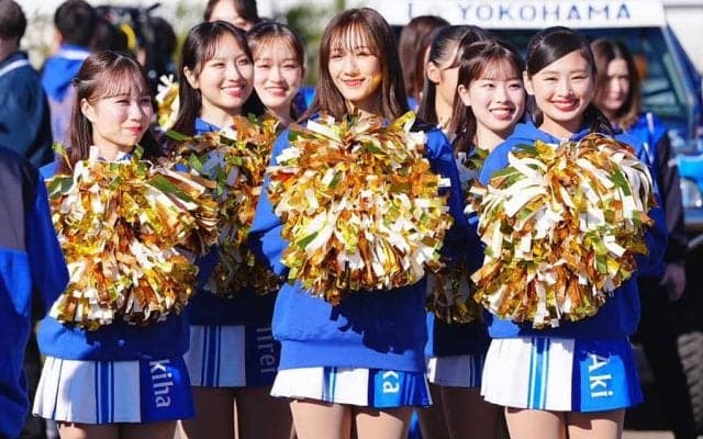 DeNAエースチア見送る異例ゲスト　巨人に中日…5球団から驚きの参戦「素敵な時間を」