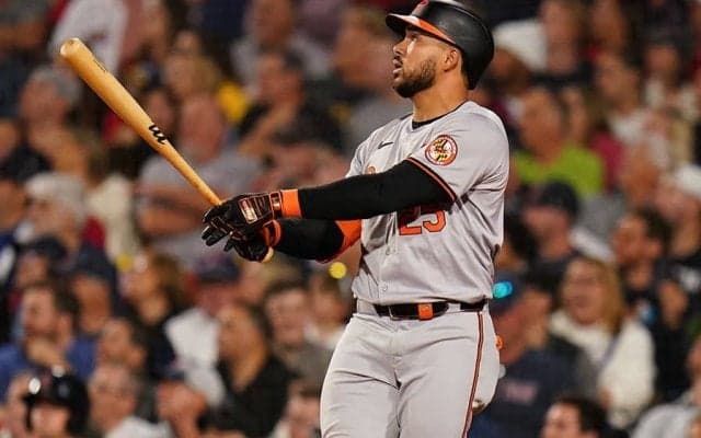 テオ再契約が難航で…ド軍、今季44発男にシフトか　5年155億円要求も「注目すべきチーム」