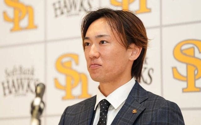 鷹・大津亮介、83％増の5500万円更改　新妻に感謝「1人では戦い抜けなかった」