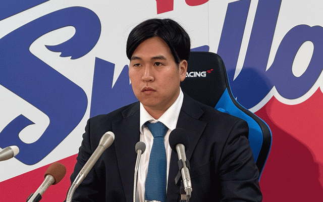 現ドラで広島→燕入り「率直に驚いた」　矢崎拓也が意気込み「全力を尽くしたい」