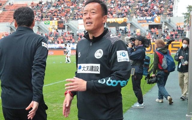 FC大阪が大嶽直人監督の続投発表、今季就任でJ2昇格POへ進出「来シーズンは攻守に隙のない闘う集団を」