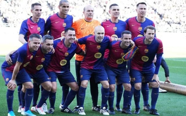 国民の夢を打ち砕いたライカールトの｢5点目｣、改革者は2大クラブに忖度しない｢レアルの男」【｢奇跡の12ゴール｣最強スペインが産声を上げた日】(2)