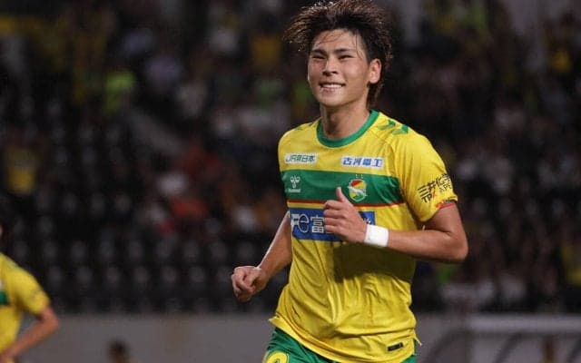 J2最優秀選手賞は得点王の千葉FW小森飛絢！ ベストイレブンや各賞も発表【J2リーグアウォーズ】