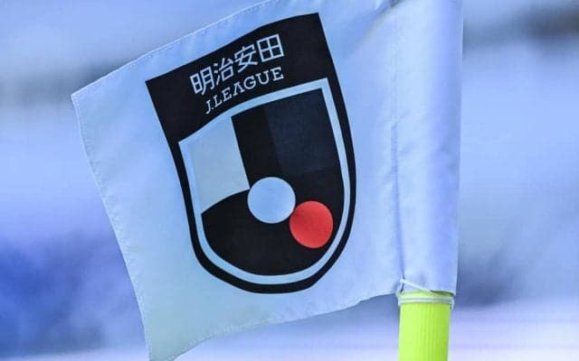 「満場一致やろ。スーパーゴラッソ」J2最優秀ゴール賞の藤枝FW矢村健アクロバット弾に再脚光！ 背後からの浮き球をボレーで決めて「脱帽」「往年のヴィアッリみたい」の声