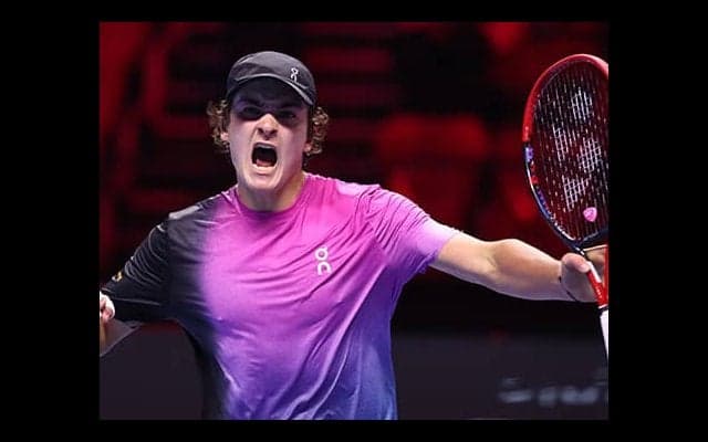  シナー以来の若さで最終戦4強へ 