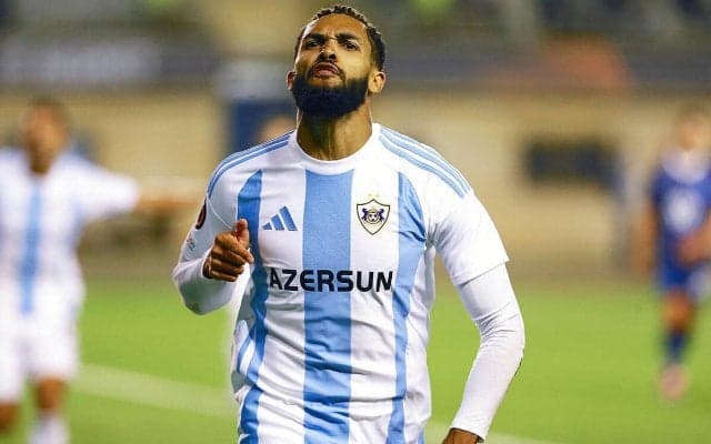 得点力不足に悩むセビージャ、昨季アゼルバイジャンリーグ得点王獲得へ