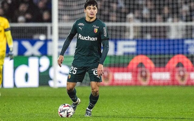 強豪関心のウズベキスタン逸材DFが市場へ…財政難RCランスが移籍先選定を指示