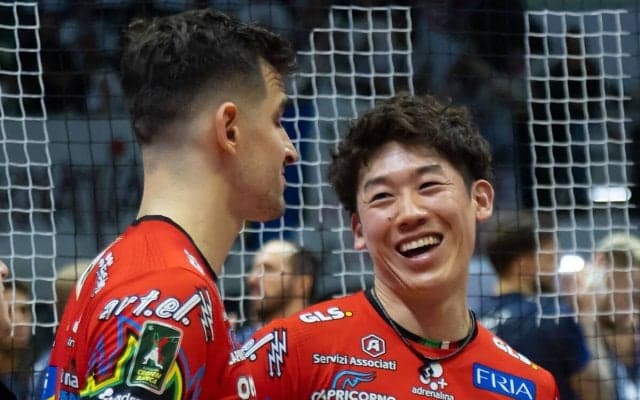 石川祐希のペルージャが無敗で首位独走中 「バレーボールの首都」はこうして生まれた