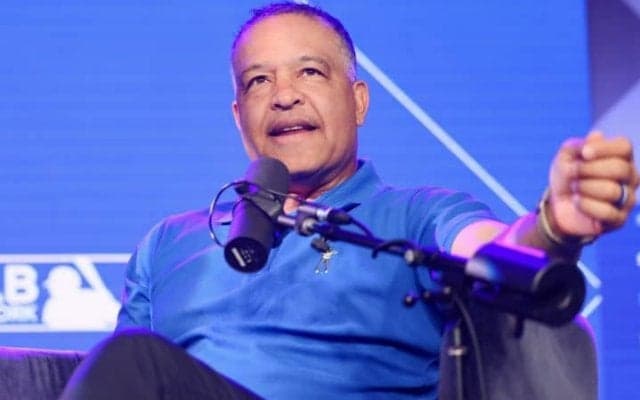 「何も話せない」ロバーツ監督が佐々木朗希に関する言及を回避　来季へ向けては2024年より「良くなる」