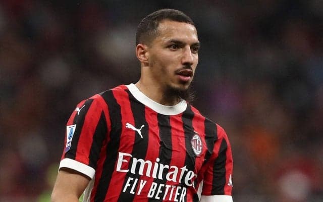 長期離脱のミランMFベナセルは「もう少し」、代理人が状況明かす