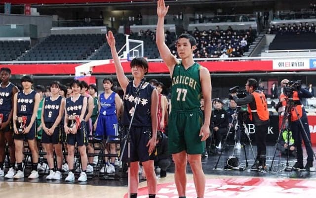 ウインターカップ2024開会式が有観客で開催…前回優勝校のキャプテン選手宣誓