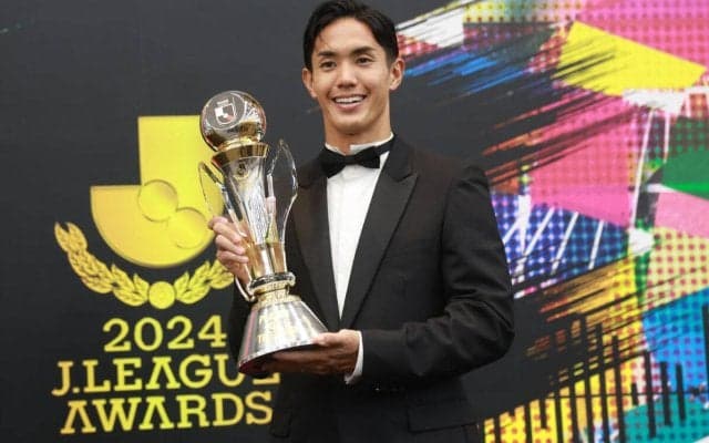 JリーグMVPのFW武藤嘉紀が神戸残留！去就注目される中で契約更新を決断「ヴィッセル神戸に全てを捧げる覚悟」