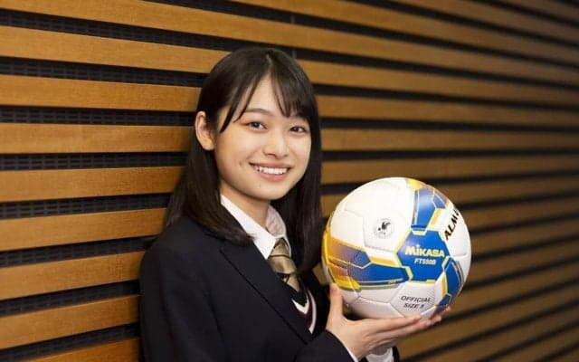 全国高校サッカー選手権大会応援マネージャー・月島琉衣「高校生のみなさんがサッカーに熱中している姿に感動」