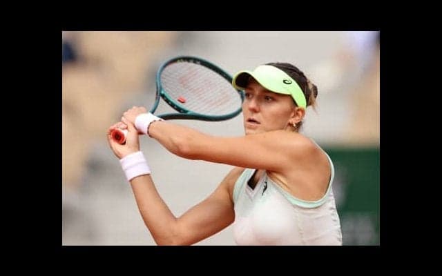  25歳で2度目の国籍変更 