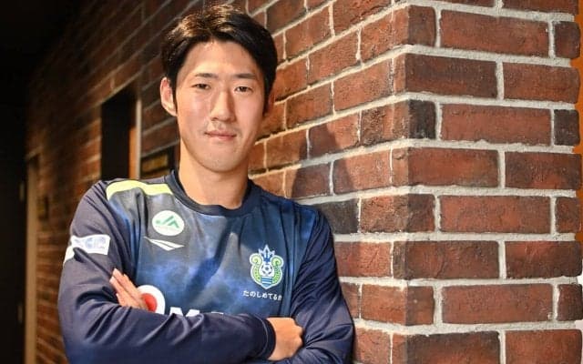 湘南ベルマーレのキム・ミンテは\"日本サッカー用語\"で流暢にコメント 来日当初の猛勉強のエピソードを語った