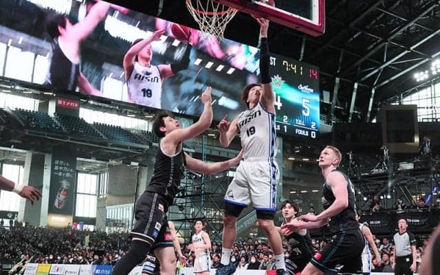 史上初のエスコン開催でBリーグ歴代最多1万9462人来場…北海道「これからも新たなチャレンジを」