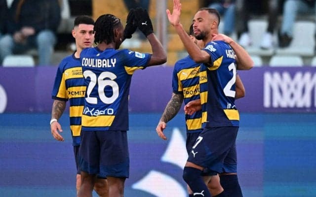 パルマがバレンティのAT弾で10人のモンツァを撃破！鈴木彩艶は好守で年内最終戦を勝利に貢献【セリエA】