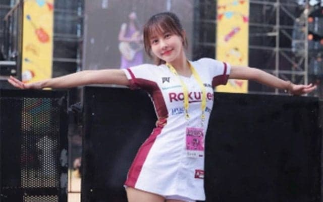 ファンを虜にする美女は“苦労人”「生活厳しかった」　銀行員辞め…異例の転身で叶えた夢