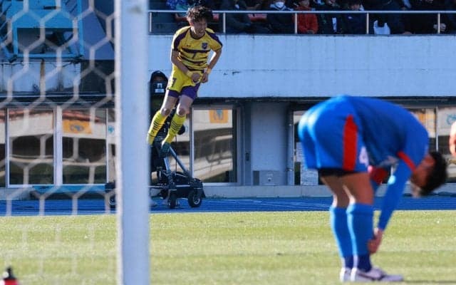 個人技から先制許すも愛工大名電が6発逆転！ 初出場の明誠を破り初戦突破【全国高校サッカー選手権大会】