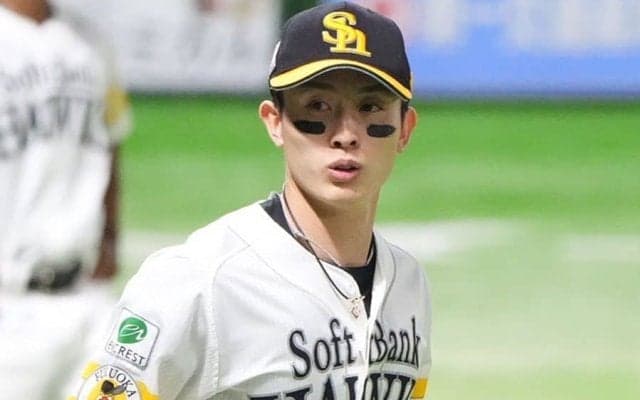 鷹韋駄天を絶賛の元名捕手　ハムOBが間近で見た守護神の苦悩…今年のパを振り返り