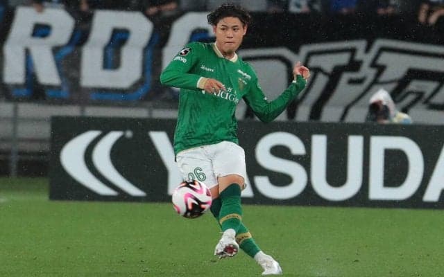 東京Vに今季加入したDF袴田裕太郎が熊本に期限付き移籍！「必ずJ1昇格しましょう！」