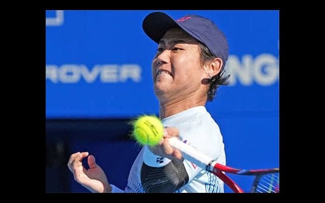  西岡良仁 快勝で初戦突破 