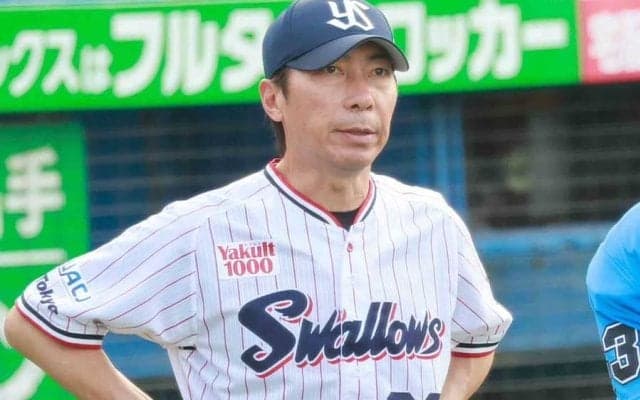 燕の“着々”補強で残るは「5」　戦力外に声掛け…育成契約で煽る支配下競争