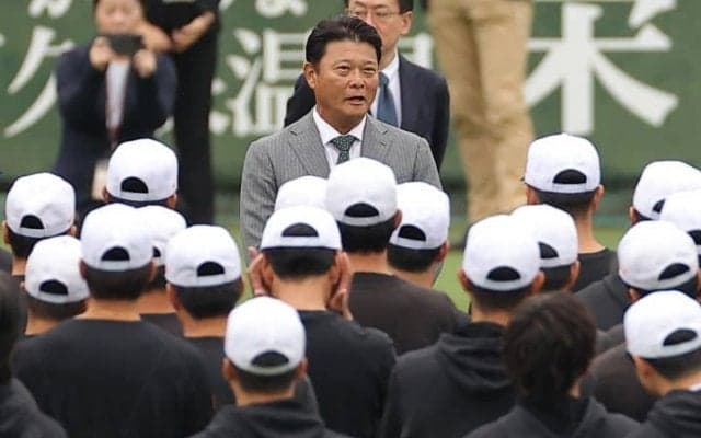 巨人、今オフ最大の補強は「橋上秀樹コーチ」　日本一奪回に必要な「頭脳」とは