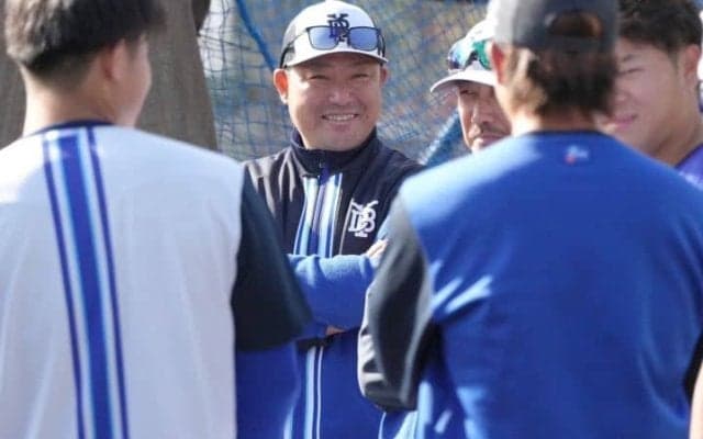 「もう伝統球団を追い抜かないといけない」元巨人主砲の新コーチが指摘した“執念不足”　日本一のDeNAに求められる意識改革