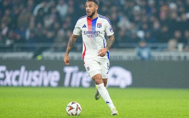 失速ブライトン、経験豊富な元仏代表MFに関心か？　今冬獲得へ問い合わせ