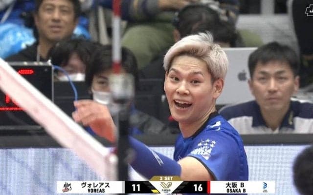 「絶対、触ってないって」西田有志、完全否定！ 「何が起きていた？」際どすぎるプレー、相手チームのチャレンジで“まさか”の結末