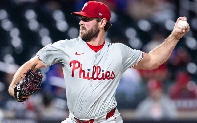 衝撃の快挙から4年…最弱球団へ放出となった31歳　メジャー昇格も“戦力外”の厳しさ