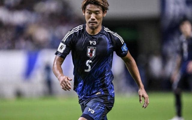 「1枚目が娘でもなく、奥さんってあたりがとても素敵」守田英正が公開した「モデル妻との顔寄せ合い2ショット」が大反響！「ご夫婦とても仲が良さそうで素敵です」の声