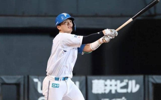 【日本ハム】注目集める正捕手争い　ベテラン、若手、新戦力…「ダークホース」の存在も