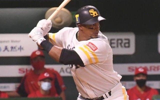 日本去り3年…元助っ人が衝撃「1.107」　39歳も変わらぬ猛打、4か国目の挑戦で躍動