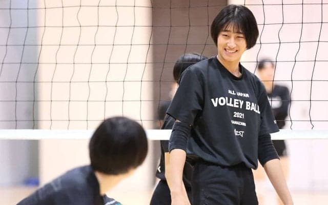 春高バレー　共栄学園・秋本美空「最後まで勝ちたい」　母譲りの才能生かし主将としてチームけん引　5日開幕