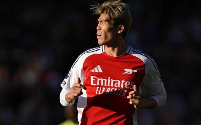 未だ復帰できない冨安健洋の状態は？ アルテタ監督が久々に言及「ピッチでいくつかのプレーを見せたが…」