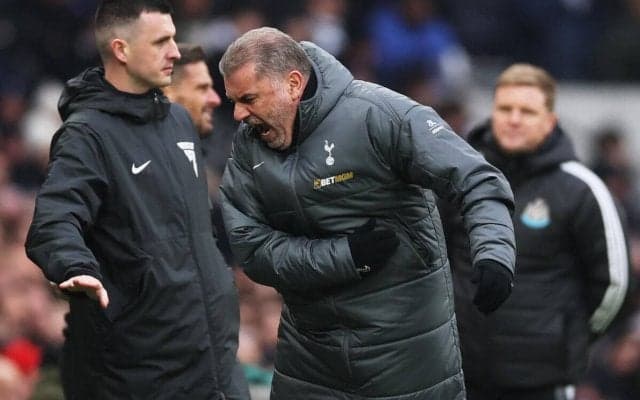 ニューカッスルに逆転負けのトッテナム、ポステコグルー監督はハンド見逃しに大激怒｢キャリアの中で最も怒っている｣