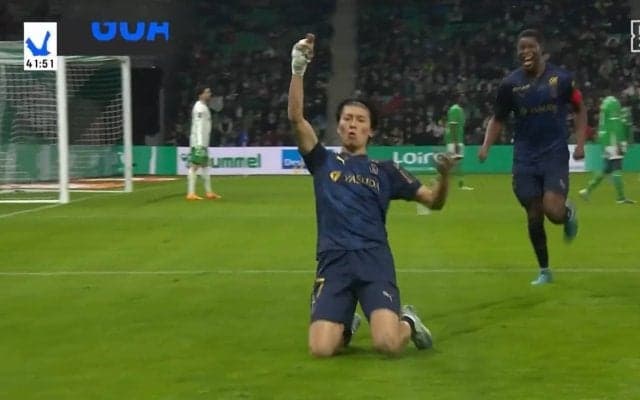 「うそやろ？」中村敬斗が歓喜の“ニースラ”ゴールセレブレーションでまさかの負傷？「今ので怪我？」「洒落にならんて」ファン騒然